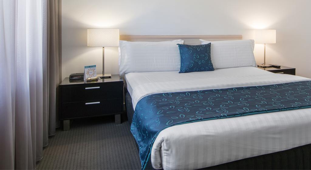 The Peninsula Riverside Serviced Apartments Perth Bilik gambar